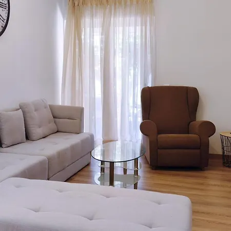 Ifigenias Apartamento *